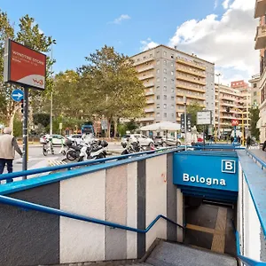 https://adelante-rooms.it-romehotels.com